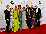       " " (Modern family),         "   "