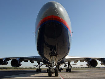 Boeing-747  Air-Van Airlines.    airliners.net