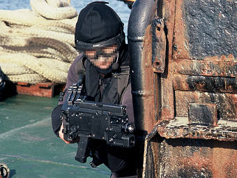   Corner Shot.    cornershot.com