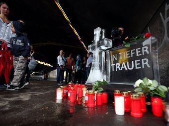 На месте трагедии в Дуйсбурге. Фото ©AFP На месте трагедии в Дуйсбурге. Фото ©AFP