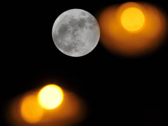  20  2011 .  ©AFP