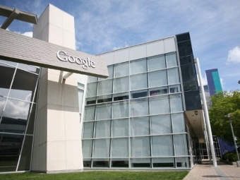 - Google  -,  ©AFP