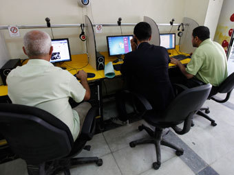 ���� Reuters